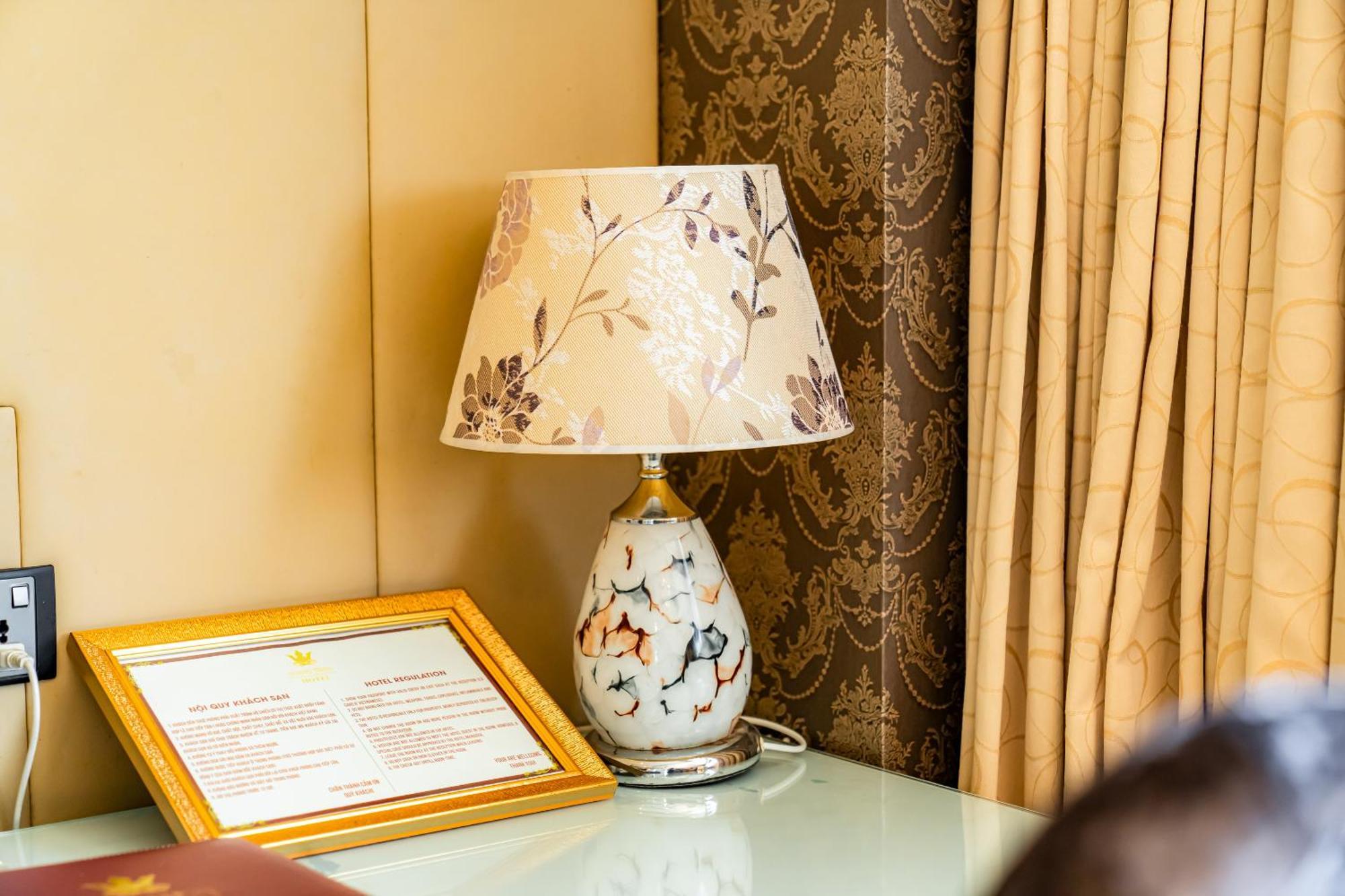 Hoang Trieu Hotel Hô Chi Minh-Ville Extérieur photo