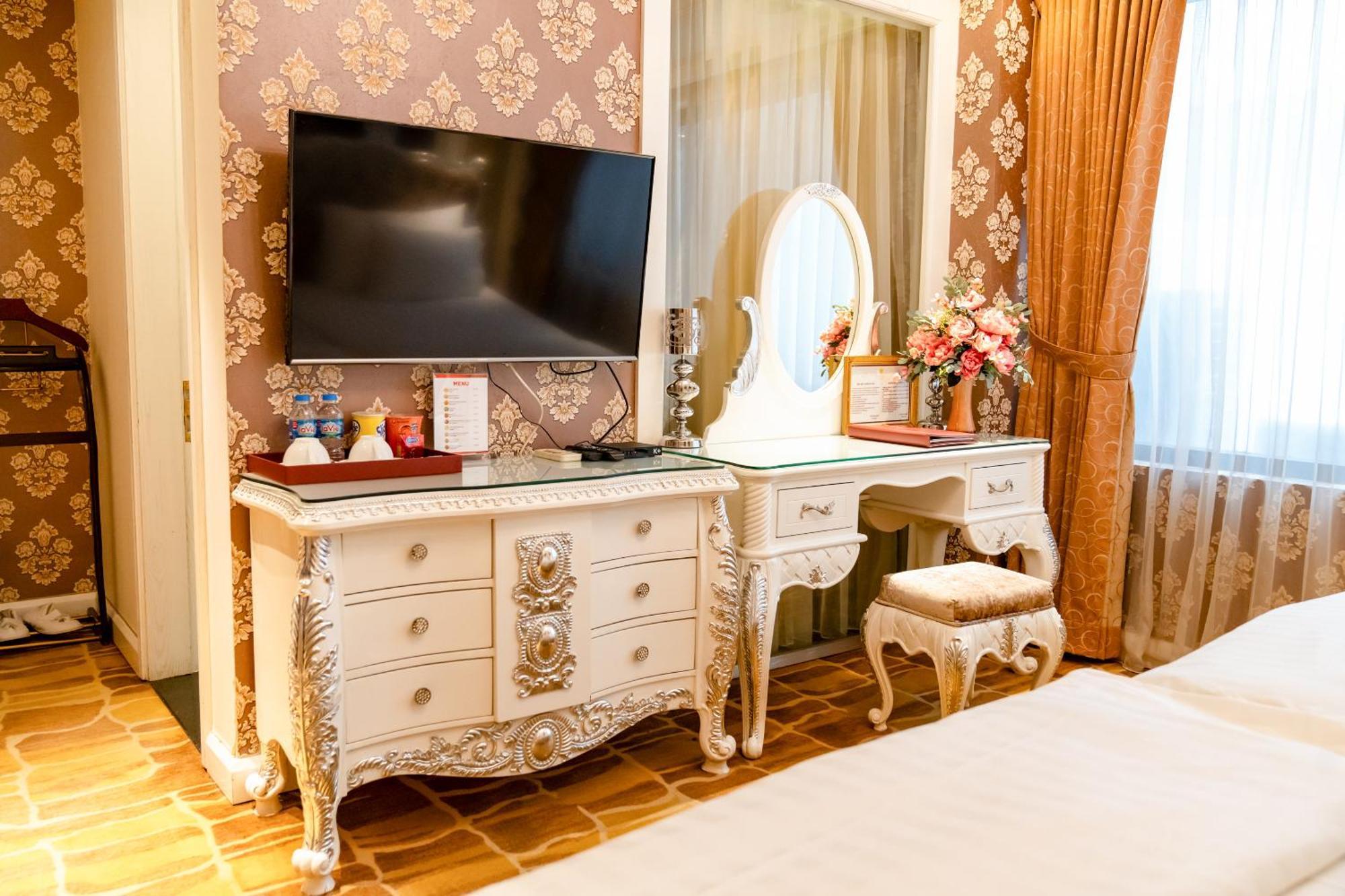 Hoang Trieu Hotel Hô Chi Minh-Ville Extérieur photo