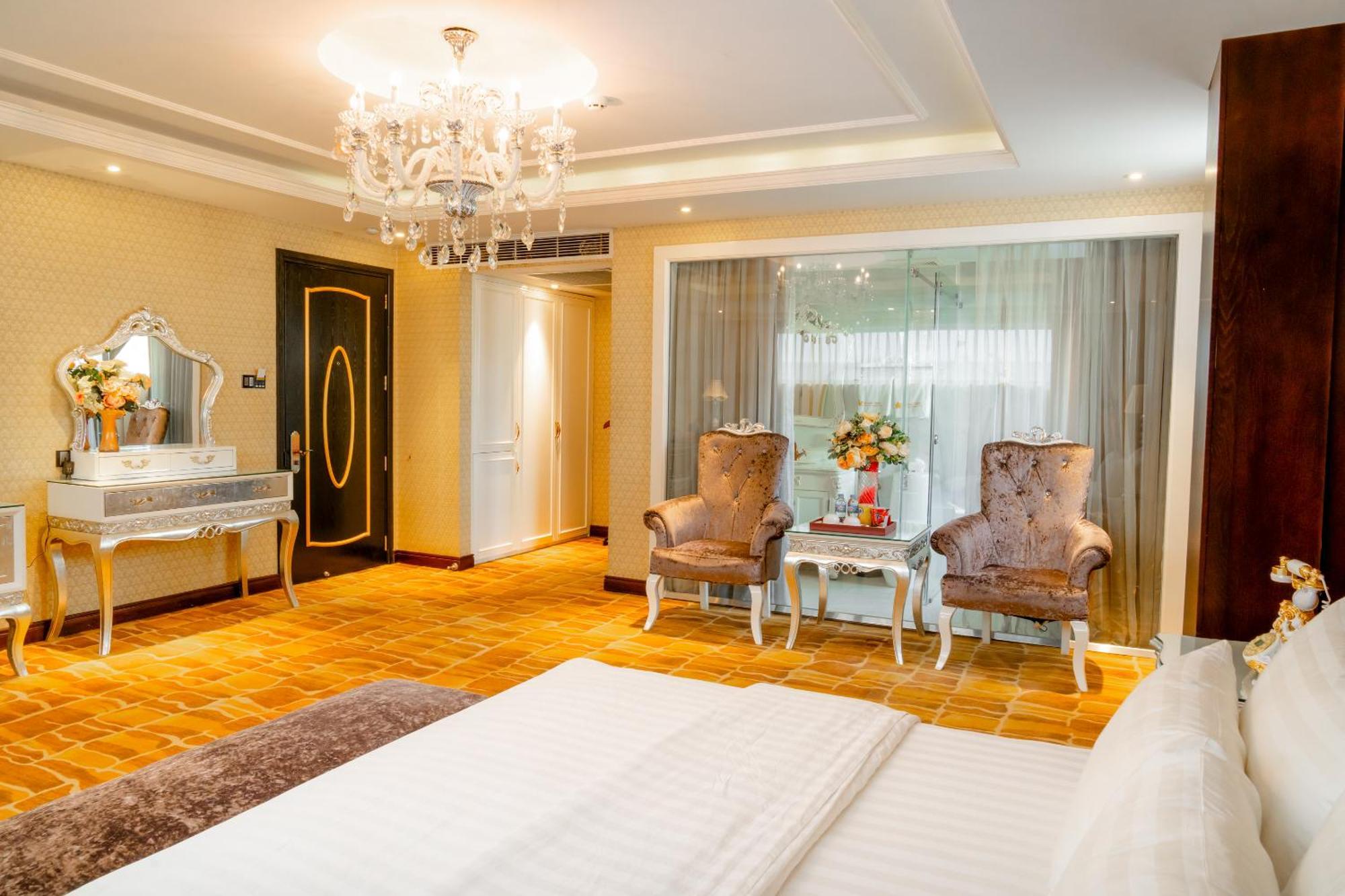 Hoang Trieu Hotel Hô Chi Minh-Ville Extérieur photo